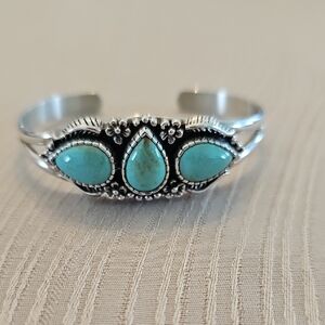 Turquoise and Silver Women's Bracelet